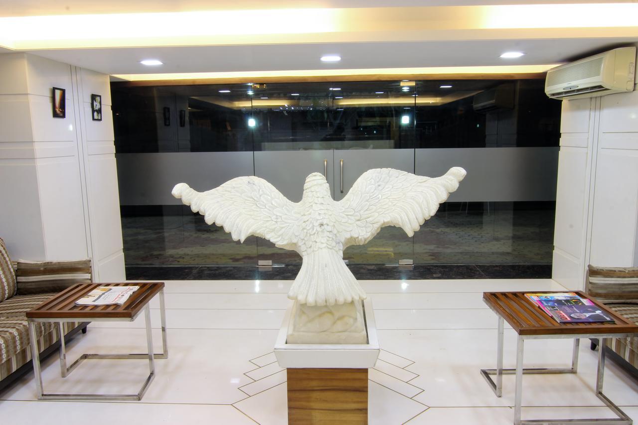 Golden Chariot The Boutique Hotel Mumbai Exterior photo
