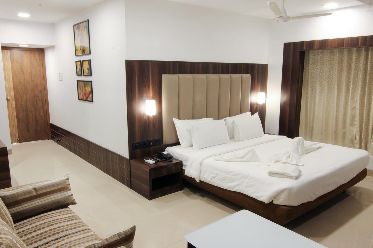 Golden Chariot The Boutique Hotel Mumbai Exterior photo