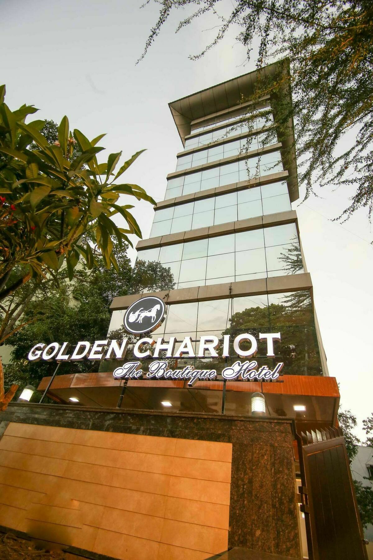 Golden Chariot The Boutique Hotel Mumbai Exterior photo